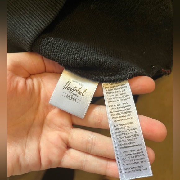 Herschel Supply Company Crew Neck - Picture 6 of 6